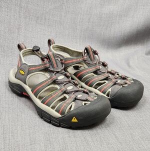 Keen Newport H2 Water/ River Outdoor Sandals. Size 9 Women